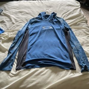 Oakley sweatshirt